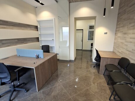 2-комн. офис - м. 28 мая - 60 м²