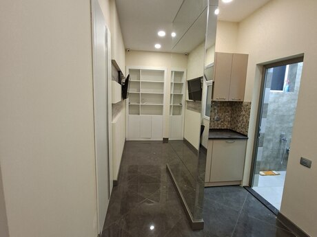 2-комн. офис - м. 28 мая - 60 м²