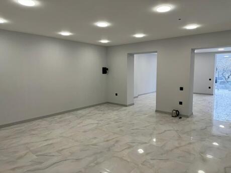 Obyekt - Elmlər Akademiyası m. - 120 m²
