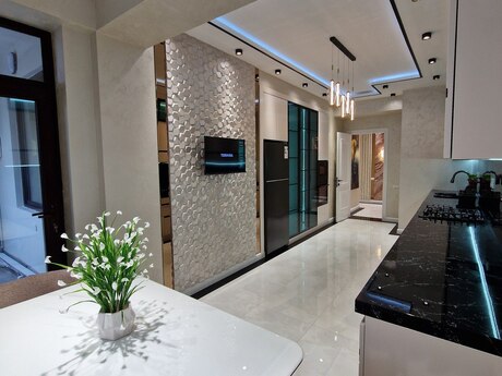 3 otaqlı yeni tikili - 28 May m. - 140 m²