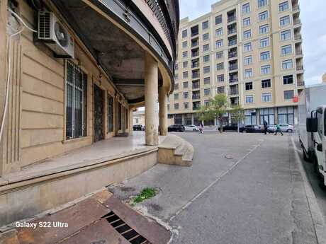 Obyekt - Nəriman Nərimanov m. - 380 m²