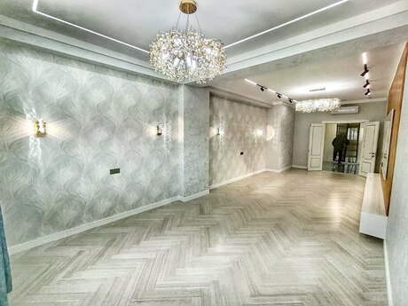 4 otaqlı yeni tikili - Şah İsmayıl Xətai m. - 173 m²