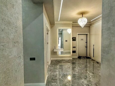 4 otaqlı yeni tikili - Şah İsmayıl Xətai m. - 173 m²