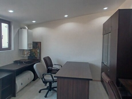 4-комн. офис - м. Мемар Аджеми - 126 м²