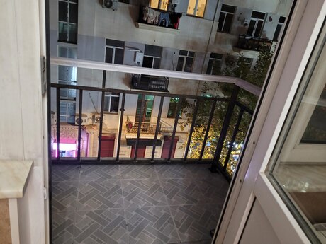 2 otaqlı köhnə tikili - 28 May m. - 42 m²