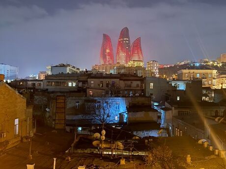 Elan №5883428 - Bakı, İçəri Şəhər m., 3 otaqlı, 86 m², 4/4 mərtəbə