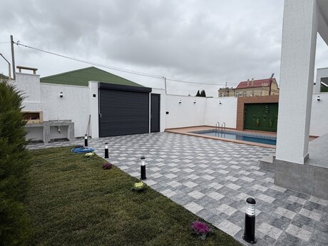 4 otaqlı həyət evi/bağ evi - Şüvəlan q. - 160 m²