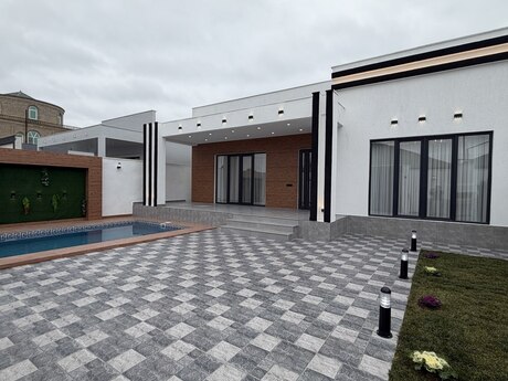4 otaqlı həyət evi/bağ evi - Şüvəlan q. - 160 m²