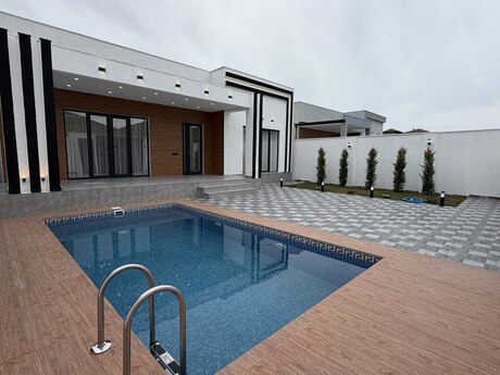 4 otaqlı həyət evi/bağ evi - Şüvəlan q. - 160 m²