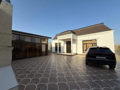 Elan №5883484 - Bakı, Novxanı q., 5 otaqlı, 200 m²