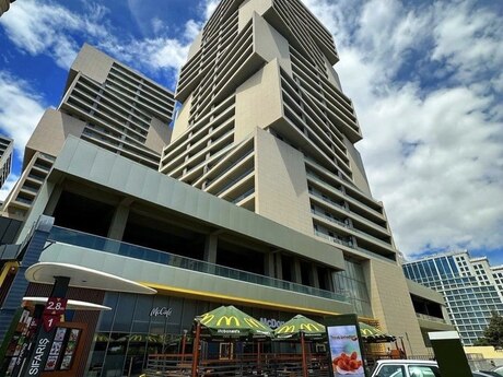 Elan №5883613 - Bakı, 8 Noyabr m., 3 otaqlı, 148 m², 25/27 mərtəbə