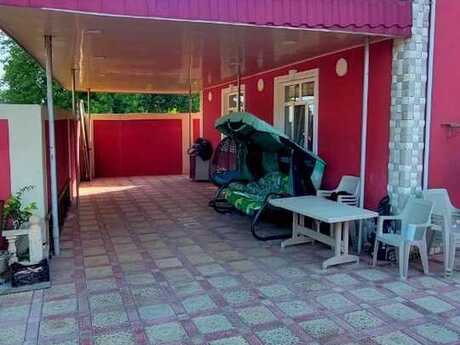 5 otaqlı həyət evi/bağ evi - Sulutəpə q. - 240 m²