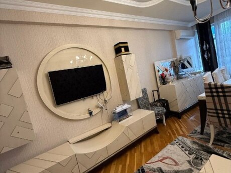 3 otaqlı yeni tikili - Şah İsmayıl Xətai m. - 145 m²