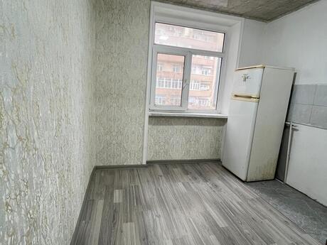 1 otaqlı köhnə tikili - Elmlər Akademiyası m. - 35 m²