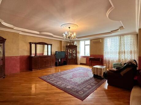 4 otaqlı yeni tikili - İnşaatçılar m. - 156 m²
