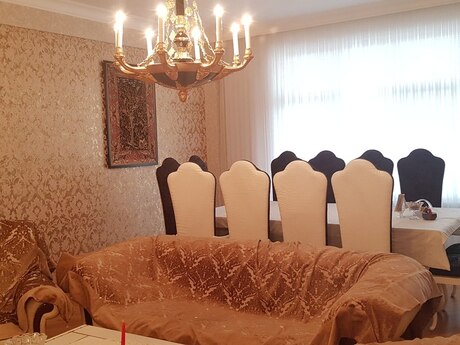 3-комнатная квартира, 170 м², 28 May: 574 000 ₼ 2