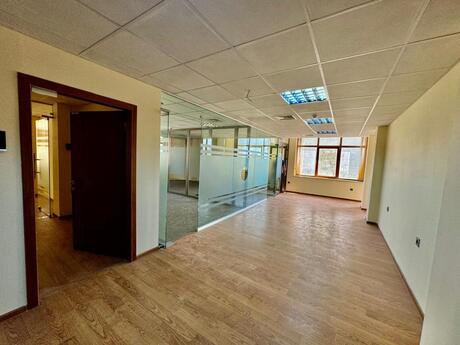 6 otaqlı ofis - Nərimanov r. - 185 m²