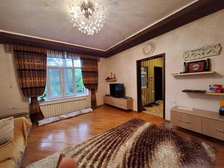 Объявление №5884288 - Баку, м. Автовокзал, 6-комн., 160 м²