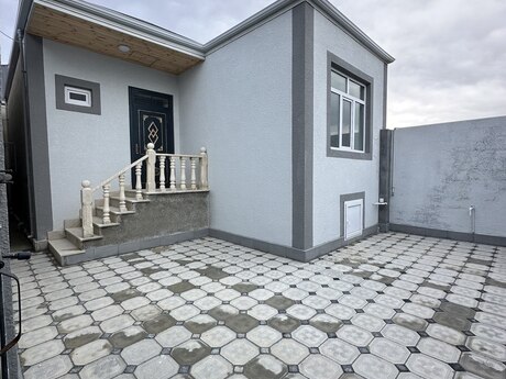 2 otaqlı həyət evi/bağ evi - Zabrat q. - 60 m²