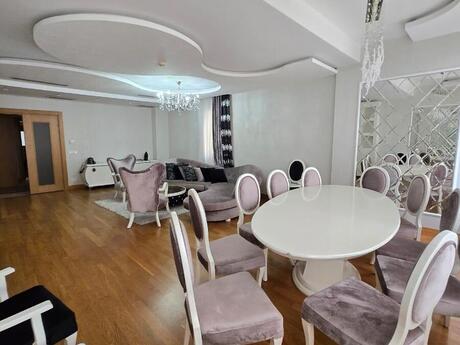 5-комн. новостройка - м. Гянджлик - 270 м²