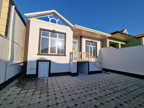 3 otaqlı həyət evi/bağ evi - Savalan q. - 92 m²
