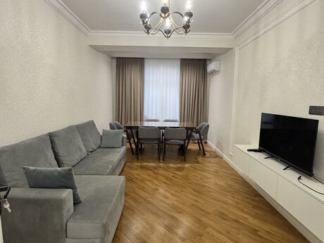 Elan №5684359 - Bakı, Nəsimi r., 2 otaqlı, 100 m², 13/17 mərtəbə