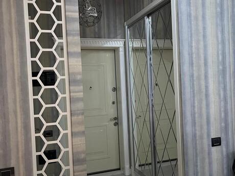 2-комн. новостройка - м. Низами - 90 м²