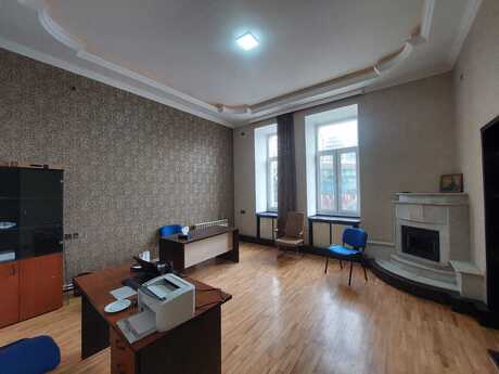 Объявление №5884956 - Баку, Насиминский  р., 3-комн., 120 м²