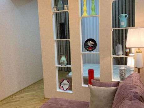 1 otaqlı yeni tikili - İnşaatçılar m. - 60 m²