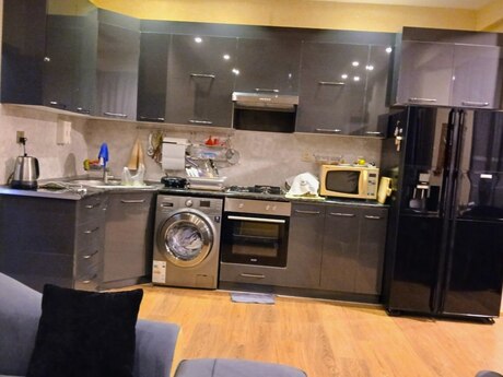 4 otaqlı mənzil, 110 m², Azadlıq Prospekti: 285 000 ₼ 3