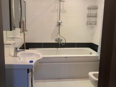 2 otaqlı köhnə tikili - Yasamal r. - 70 m²