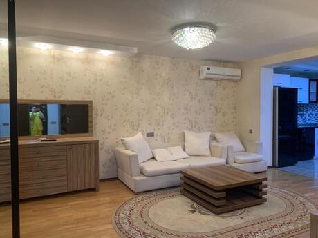 2 otaqlı köhnə tikili - Yasamal r. - 70 m²