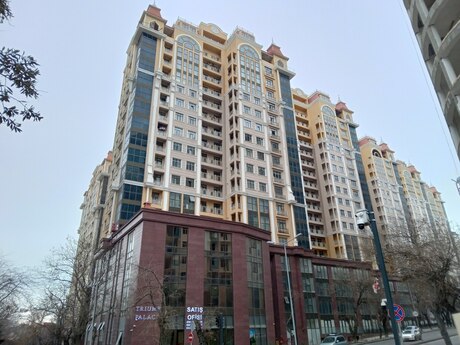 3 otaqlı yeni tikili - 28 May m. - 146.7 m²