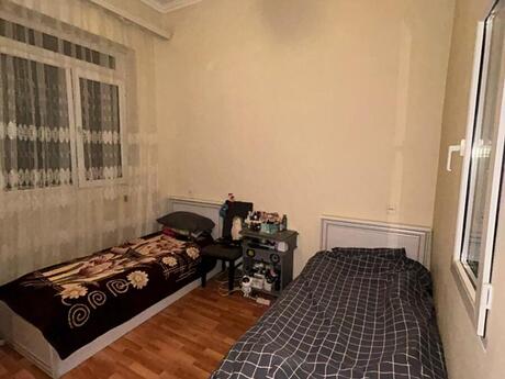 2 otaqlı köhnə tikili - Memar Əcəmi m. - 49.9 m²