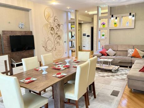 4 otaqlı yeni tikili - Elmlər Akademiyası m. - 155 m²