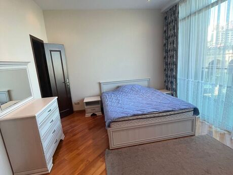 4 otaqlı yeni tikili - İçəri Şəhər m. - 170 m²