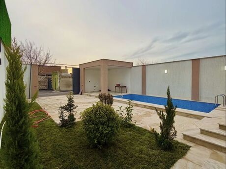 4 otaqlı həyət evi/bağ evi - Şüvəlan q. - 150 m²