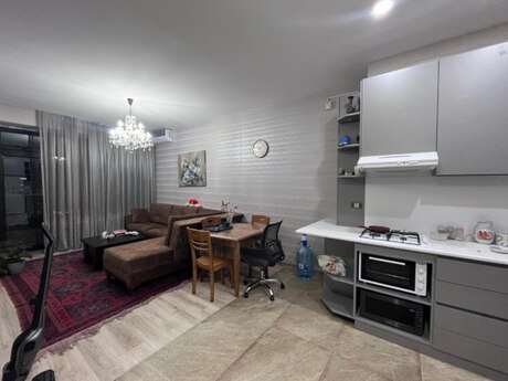 2 otaqlı yeni tikili - 8 Noyabr m. - 65 m²