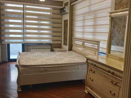 3 otaqlı yeni tikili - 28 May m. - 156 m²