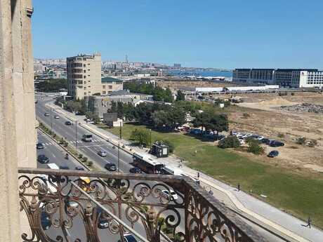 10 otaqlı ofis - Şah İsmayıl Xətai m. - 330 m²