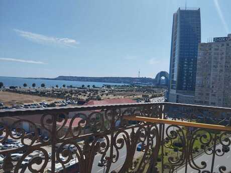 Объявление №5885855 - Баку, м. Шах Исмаил Хатаи, 10-комн., 330 м²