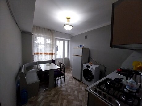 1 otaqlı köhnə tikili - Gənclik m. - 45 m²
