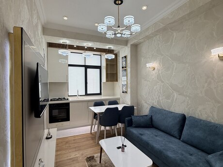 Объявление №5886500 - Баку, м. Кара Караев, 2-комн., 37 м², 14/17 этаж