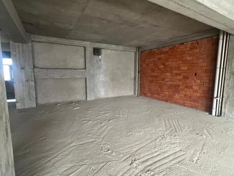 Объект - м. 8 ноября - 472 м²