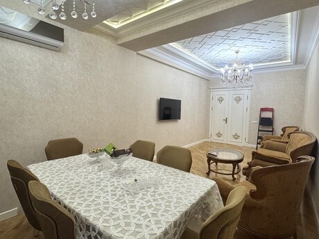 3-комн. новостройка - м. Ази Асланов - 109 м²