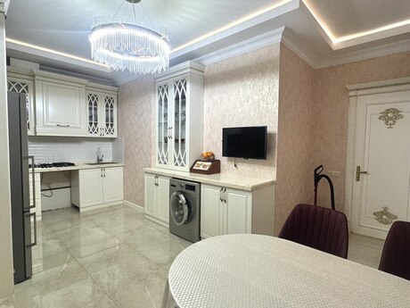 3-комн. новостройка - м. Ази Асланов - 109 м²