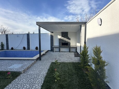 4 otaqlı həyət evi/bağ evi - Buzovna q. - 160 m²