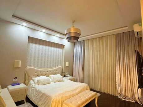 4 otaqlı mənzil, 201 m², Nizami: 740 000 ₼ 5