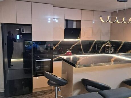 3 otaqlı yeni tikili - 8-ci kilometr q. - 113 m²