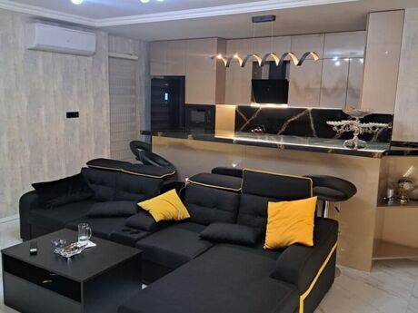 Elan №5887382 - Bakı, 8-ci kilometr q., 3 otaqlı, 113 m², 13/17 mərtəbə